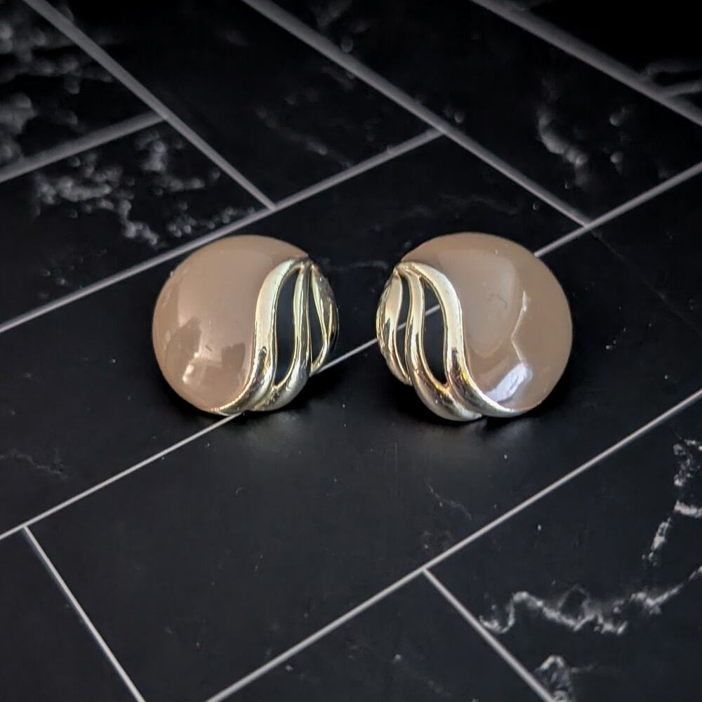 Vintage Stud Earrings Muted Brown & Gold Tone - Damaged Stud